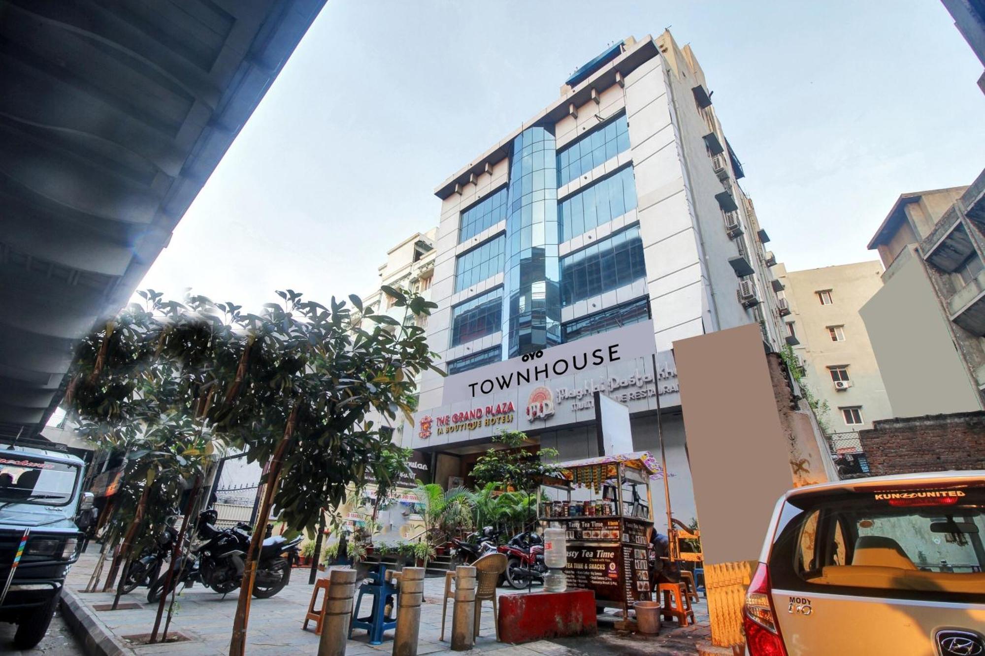 Townhouse The Grand Plaza Hotel Hyderabad Exterior photo